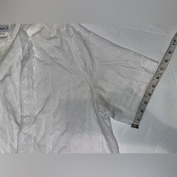 Vintage White Eyelet Coverup Top - Picture 8 of 10